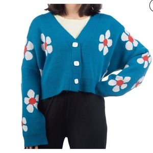 Blue daisy cartigan ONE SIZE